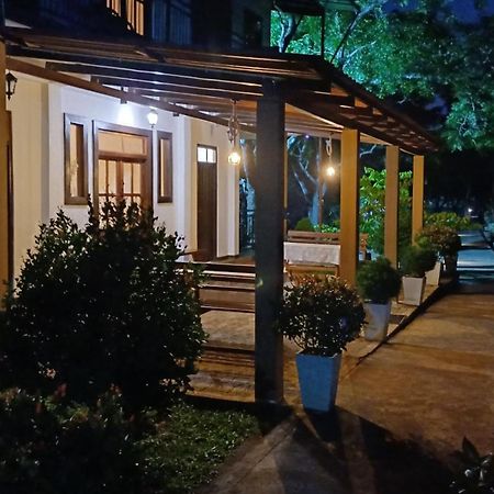 Forest Edge Villa أنرادابورام المظهر الخارجي الصورة